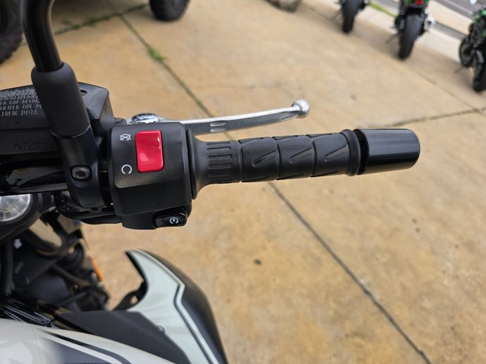 2016 Kawasaki ER-6nL White