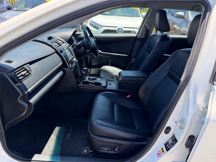 2016 TOYOTA CAMRY ATARA SL