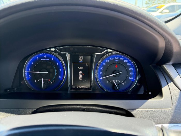 2016 TOYOTA CAMRY ATARA SL