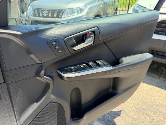 2016 TOYOTA CAMRY ATARA SL