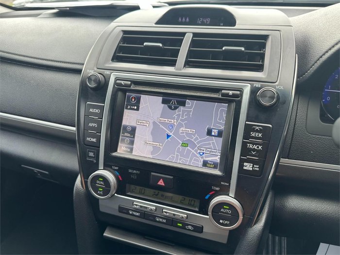 2016 Toyota Camry Atara SX