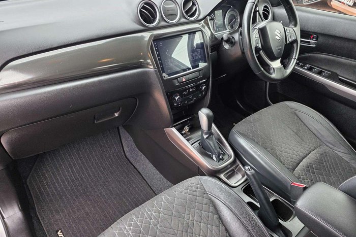 2022 Suzuki Vitara Turbo LY Series II MY22 Silky Silver