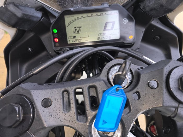 2023 YAMAHA YZF-R3 White