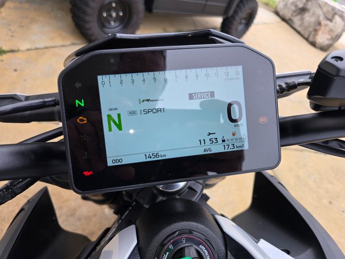 2026 Kawasaki Z900 (ZR900STFNN) White