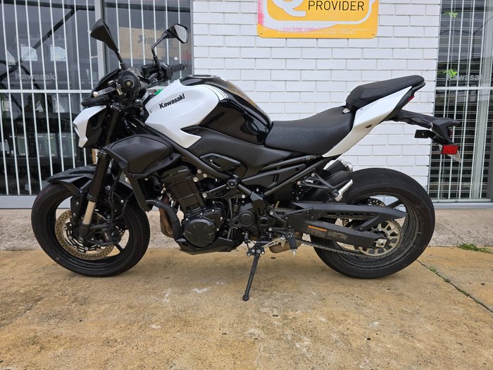 2026 Kawasaki Z900 (ZR900STFNN) White