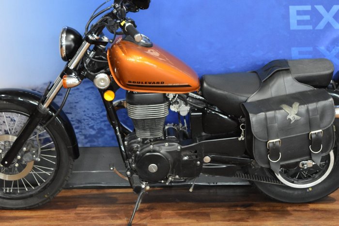 2017 Suzuki BOULEVARD S40 (LS650B) Orange