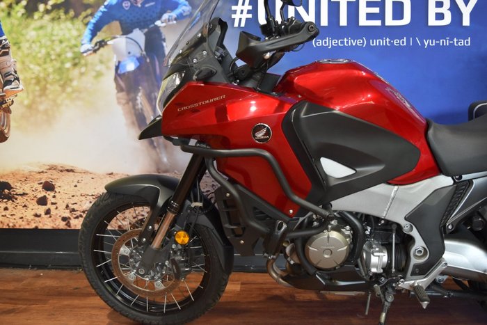 2014 Honda VFR1200X Red