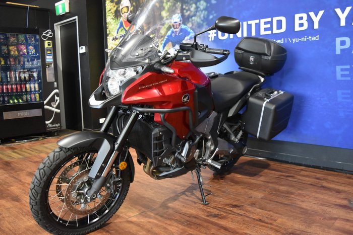 2014 Honda VFR1200X Red