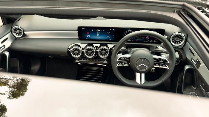 2025 Mercedes-Benz A-Class A200