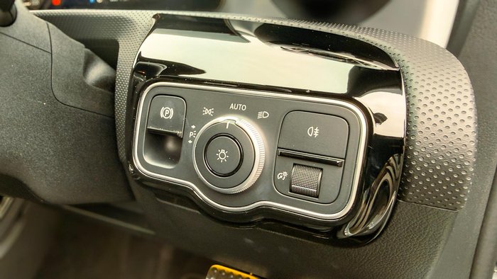 2025 Mercedes-Benz A-Class A200