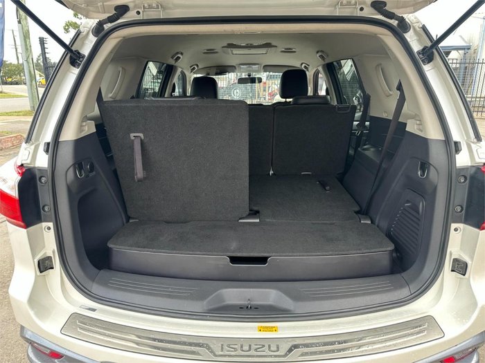 2018 Isuzu MU-X LS-T