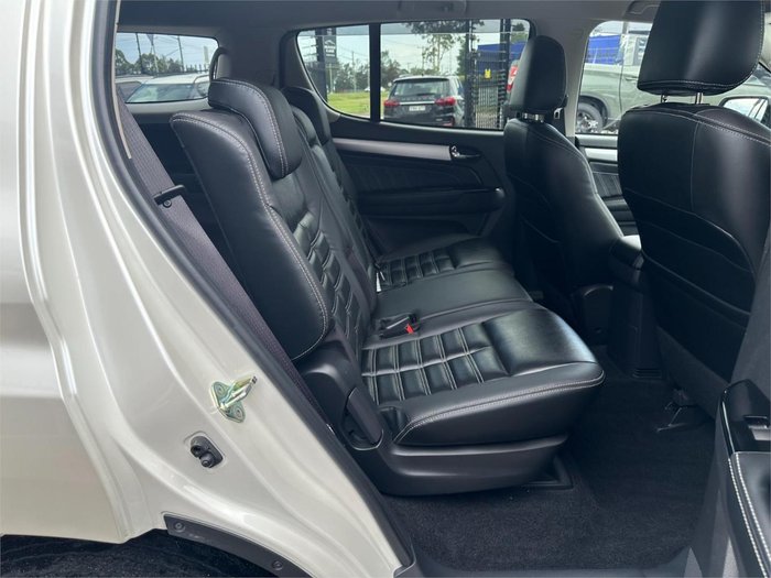 2018 Isuzu MU-X LS-T