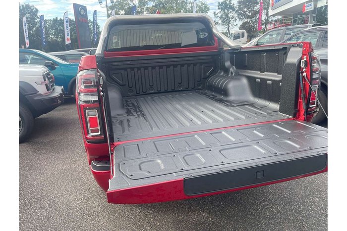 2025 GWM Cannon Ultra NPW 4X4 Dual Range Lunar Red (1A01)