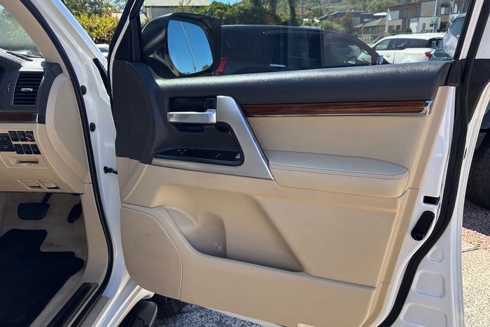 2016 Toyota Landcruiser VX