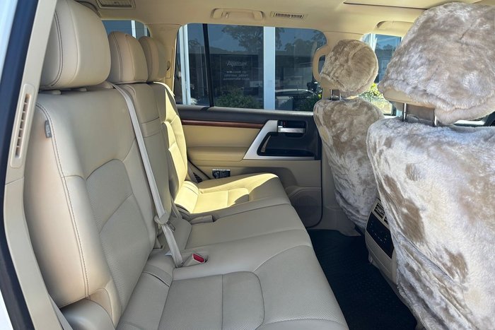 2016 Toyota Landcruiser VX