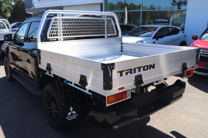 2025 Mitsubishi Triton GSR