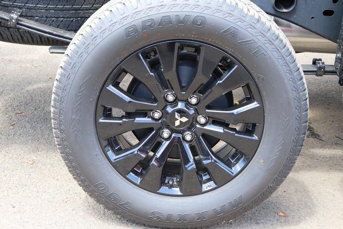 2025 Mitsubishi Triton GSR