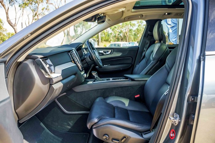 2018 Volvo XC60 T5 Inscription