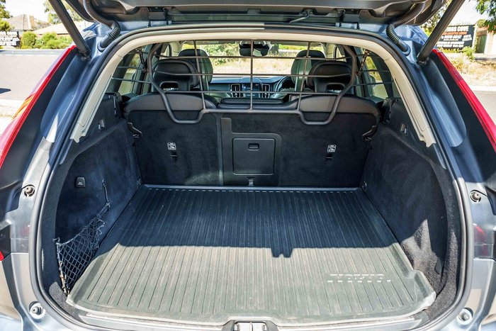 2018 Volvo XC60 T5 Inscription