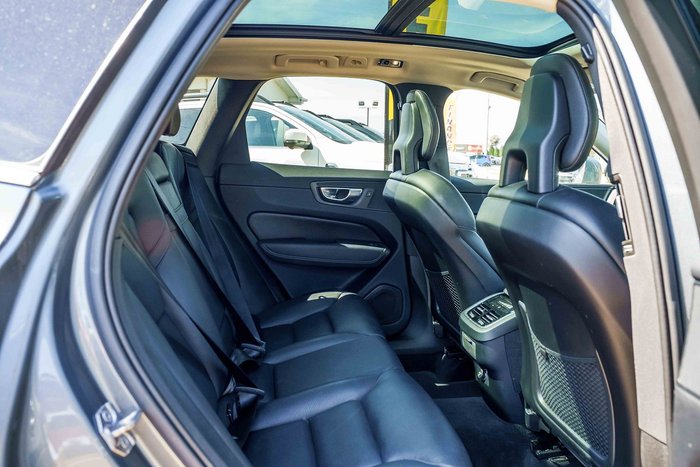 2018 Volvo XC60 T5 Inscription