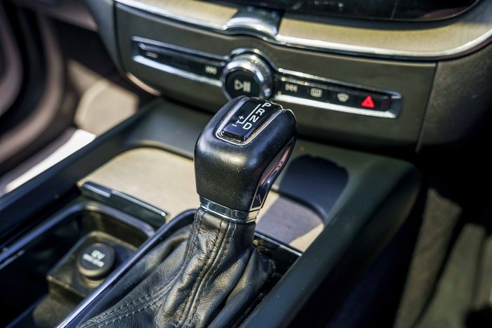 2018 Volvo XC60 T5 Inscription