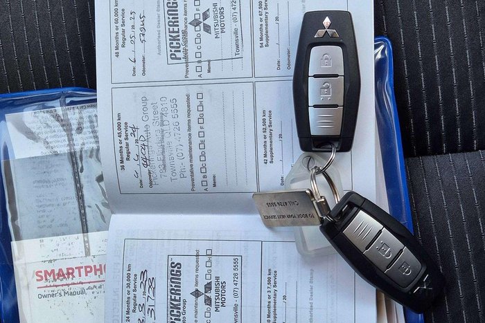 2022 Mitsubishi Outlander ES ZM MY22 White