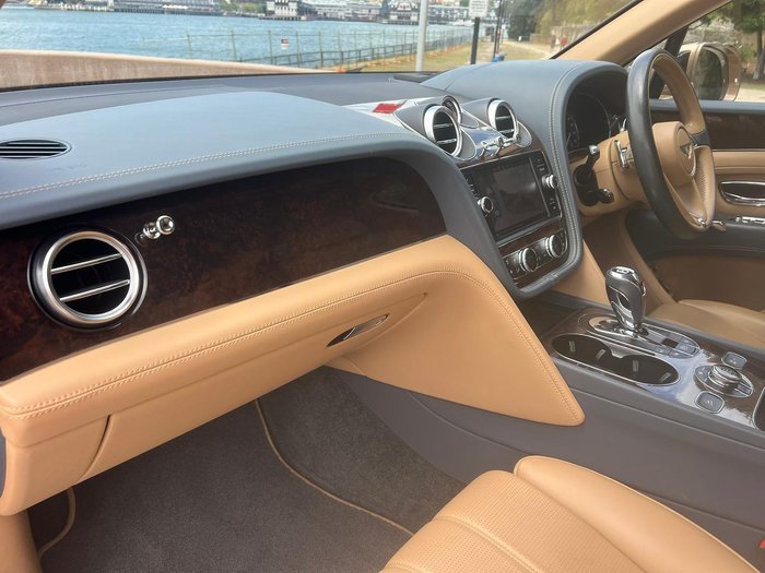 2018 Bentley Bentayga V8