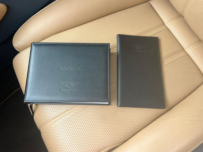 2018 Bentley Bentayga V8