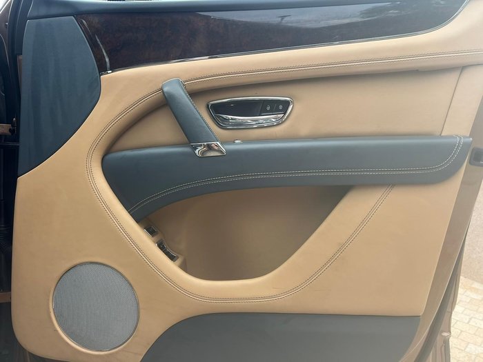 2018 Bentley Bentayga V8