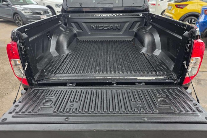 2018 Nissan Navara ST D23 Series 3 4X4 Dual Range Cosmic Black