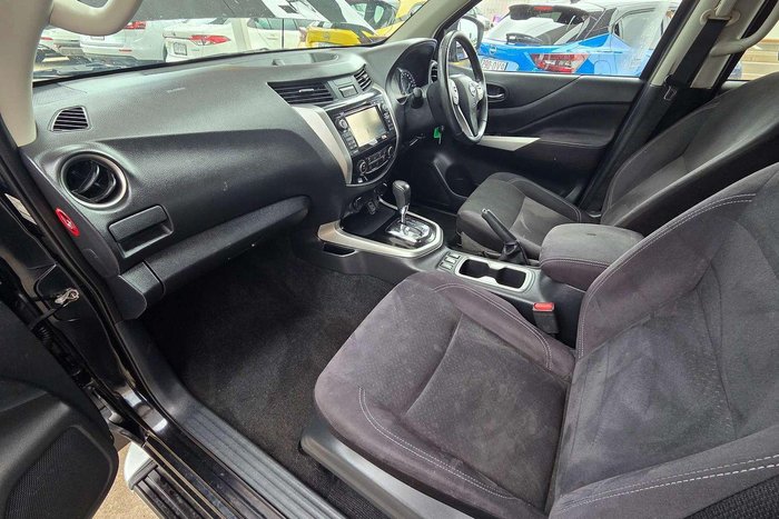 2018 Nissan Navara ST D23 Series 3 4X4 Dual Range Cosmic Black