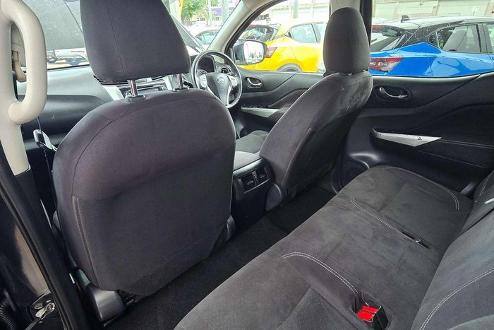 2018 Nissan Navara ST D23 Series 3 4X4 Dual Range Cosmic Black