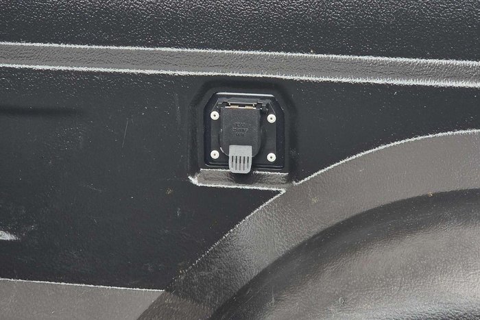 2018 Nissan Navara ST D23 Series 3 4X4 Dual Range Cosmic Black