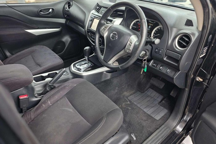 2018 Nissan Navara ST D23 Series 3 4X4 Dual Range Cosmic Black