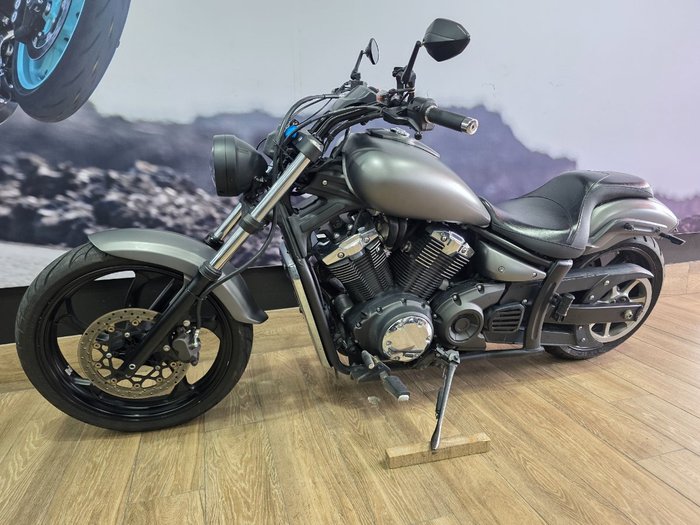 2014 Yamaha XVS1300A V-STAR SILVER