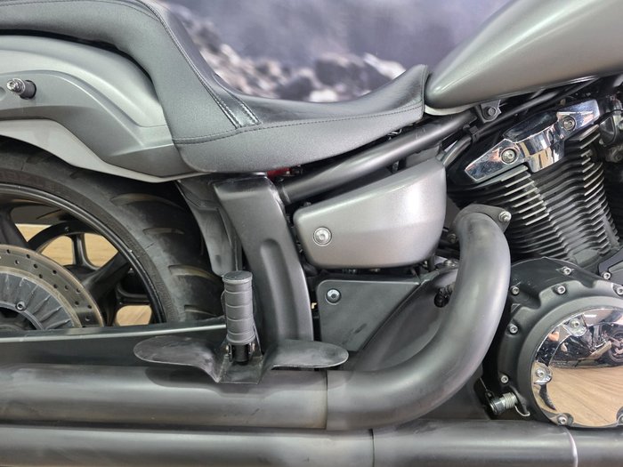 2014 Yamaha XVS1300A V-STAR SILVER