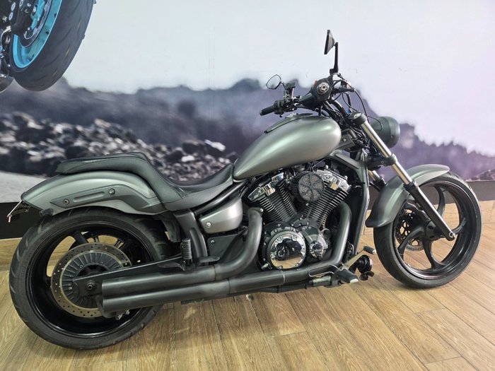 2014 Yamaha XVS1300A V-STAR SILVER