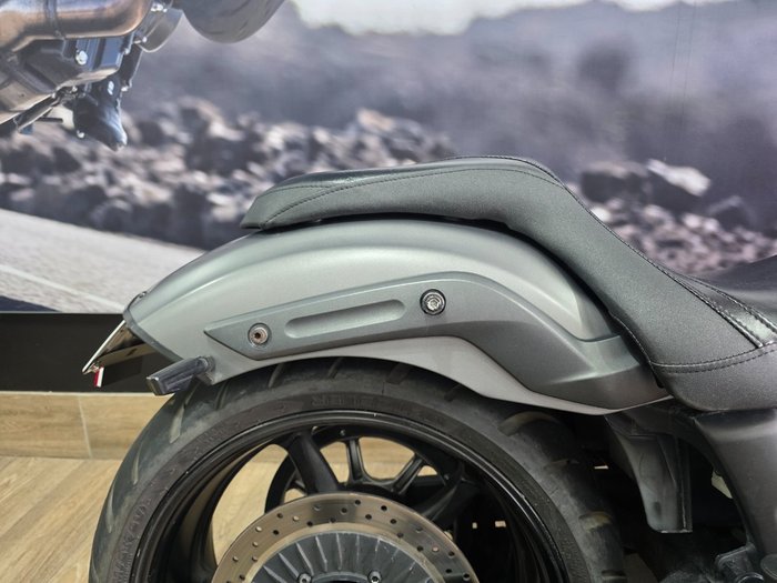 2014 Yamaha XVS1300A V-STAR SILVER