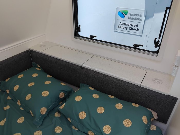 2025 New Age Caravans Road Owl Escape 19Ft Bunk Ensuite Ro19be Full Composite