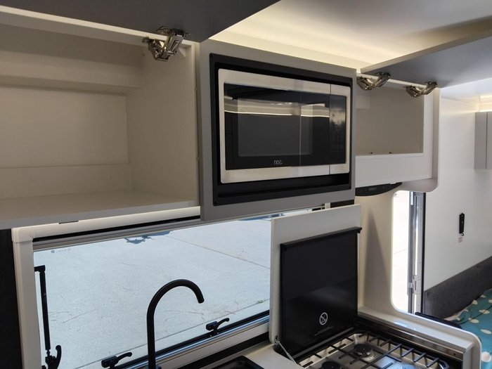 2025 New Age Caravans Road Owl Escape 19Ft Bunk Ensuite Ro19be Full Composite