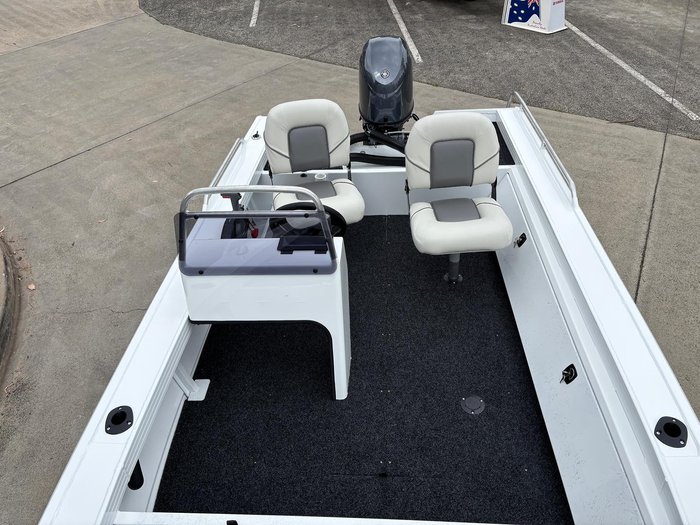 2026 QUINTREX 420 Explorer Trophy