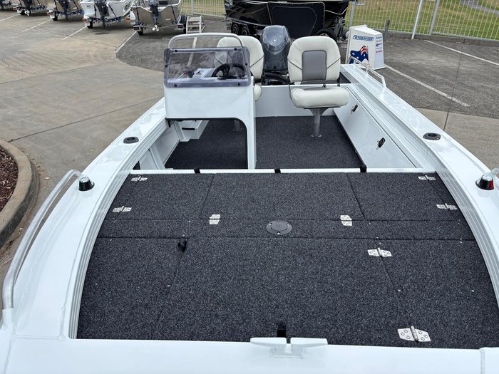 2026 QUINTREX 420 Explorer Trophy