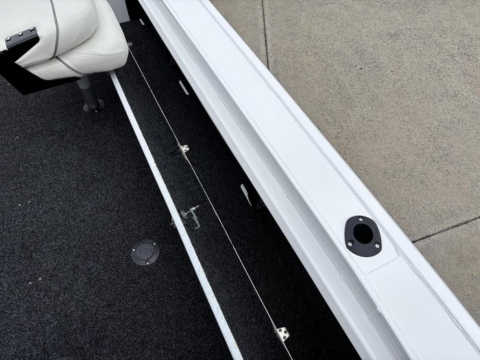 2026 QUINTREX 420 Explorer Trophy