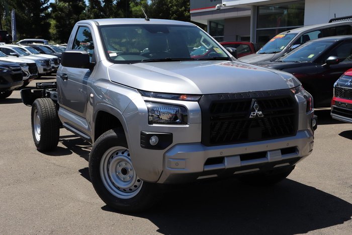 2025 Mitsubishi Triton