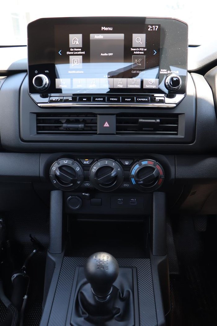 2025 Mitsubishi Triton GLX