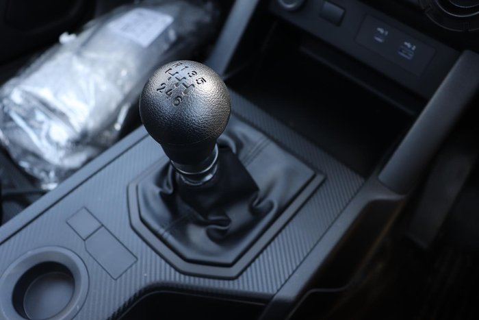 2025 Mitsubishi Triton GLX