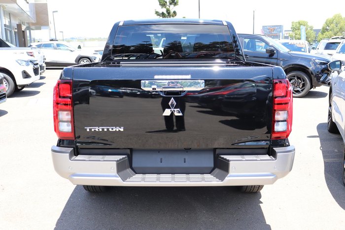 2024 Mitsubishi Triton GLS