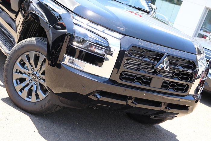 2024 Mitsubishi Triton GLS