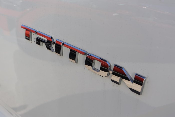 2025 Mitsubishi Triton GLX