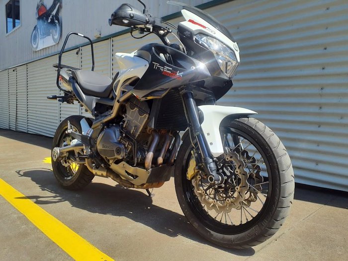 2013 Benelli TREK 1130 TREK White